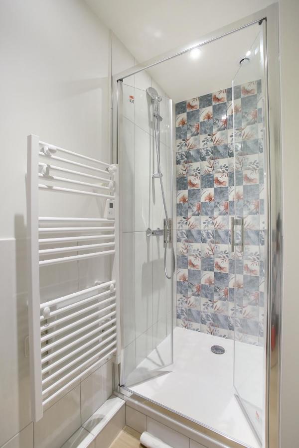 Rent A Room - Aparts Cadet Paris Dış mekan fotoğraf